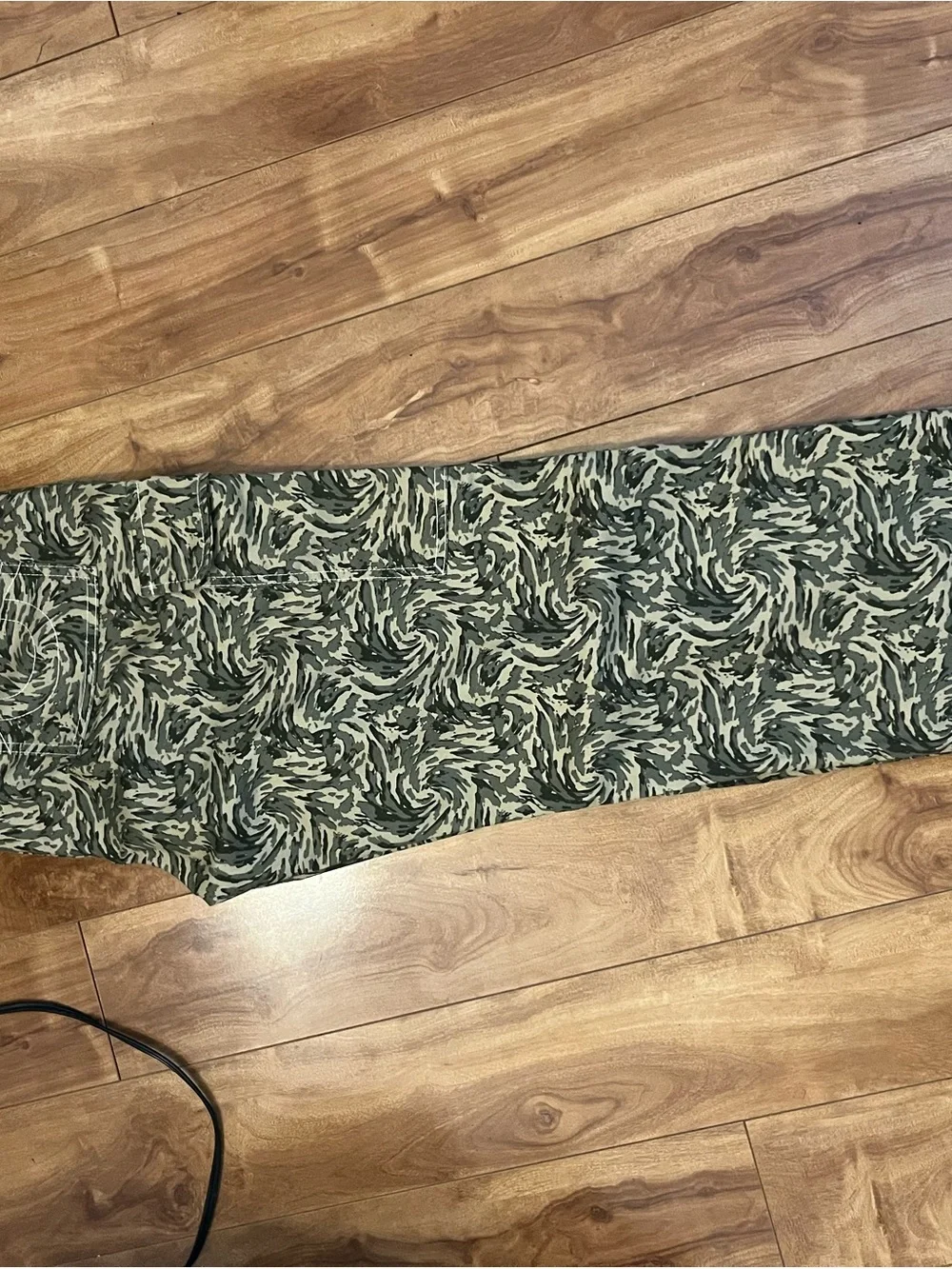 True Religion Men's Camouflage Print Cargo Pants - Olive/Beige